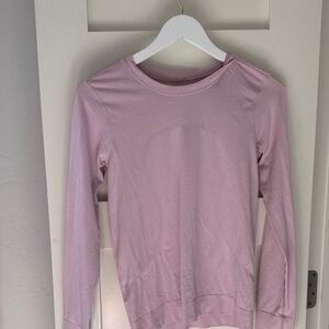 SO cute LULULEMON baby PINK swiftly tech